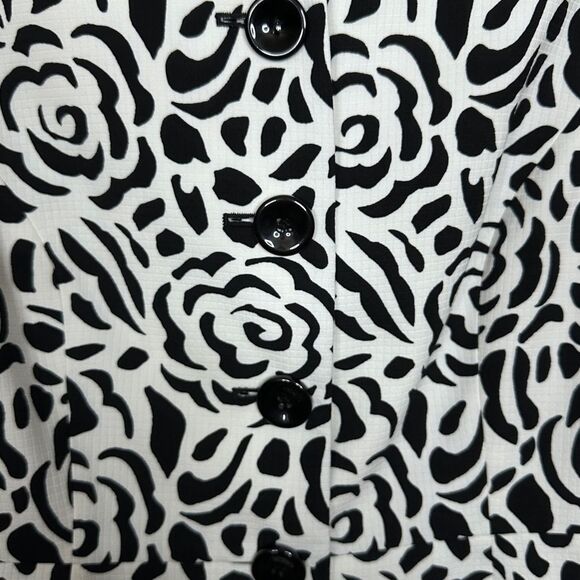 Kim Rogers Blazer. Size: 10 - Picture 5 of 7